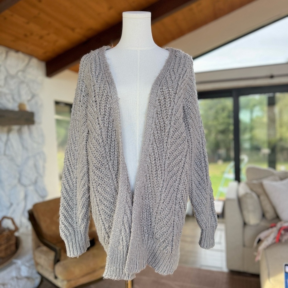 Universal Thread Gray Sweater - Picture 2 of 10
